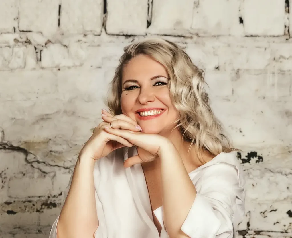 Ольга Васенина Ольга Васенина. Студия эстрадного вокала Ольги Васениной